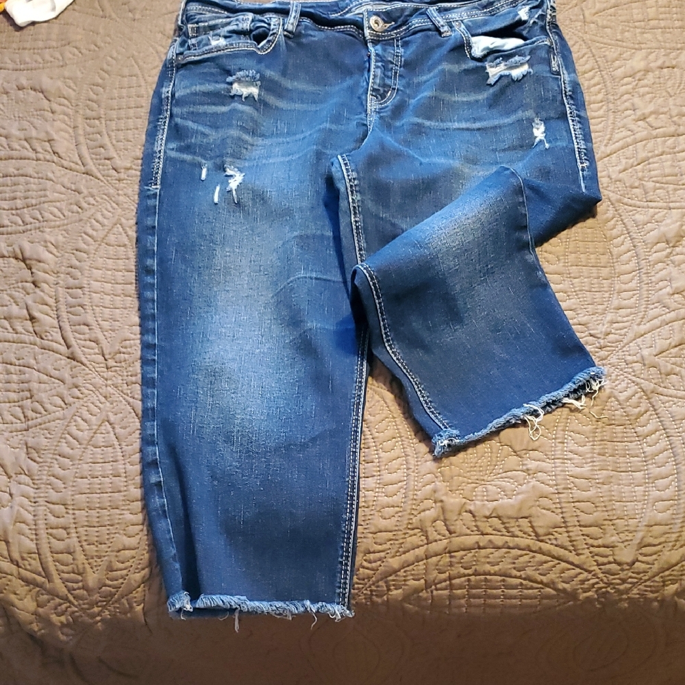 Silver Jeans Distressed Cropped Denim